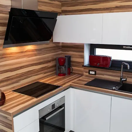 Case de vacanță De Shery 1 *