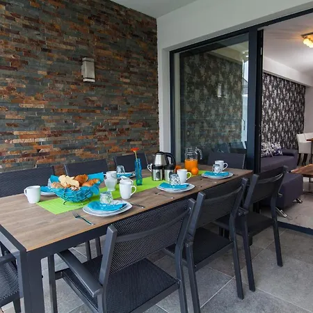 De Shery 1 Case de vacanță *