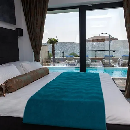 De Shery 1 Holiday home Antovo
