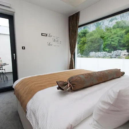 Holiday home De Shery 1 Antovo