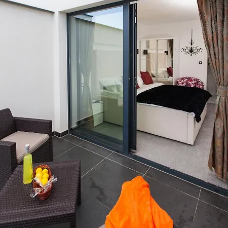 Holiday home De Shery 1