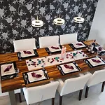 De Shery 1 Holiday home Antovo