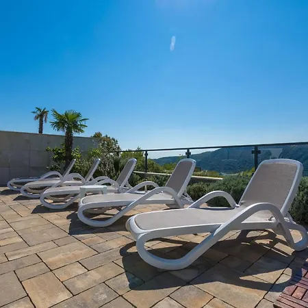 Holiday home De Shery 1 *